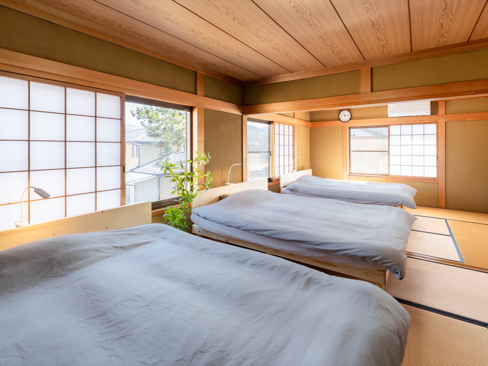 Room3 - 6-Person Room